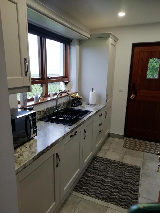 Craig Cottage Self-Catering ブッシュミルズ エクステリア 写真